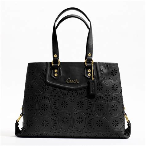 clearance coach handbags outlet